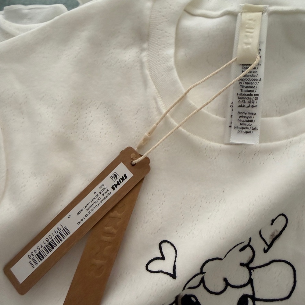 SKIMS White Scalloped Short-Sleeve Graphic Tee & Printed Pajama Pants Set - Picture 4 of 6